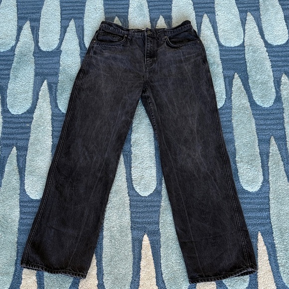 Reformation Val 90’s Mid Rise Straight JeansSize 28